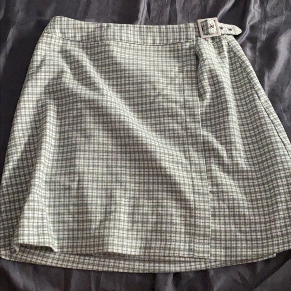 Brandy Melville skirt